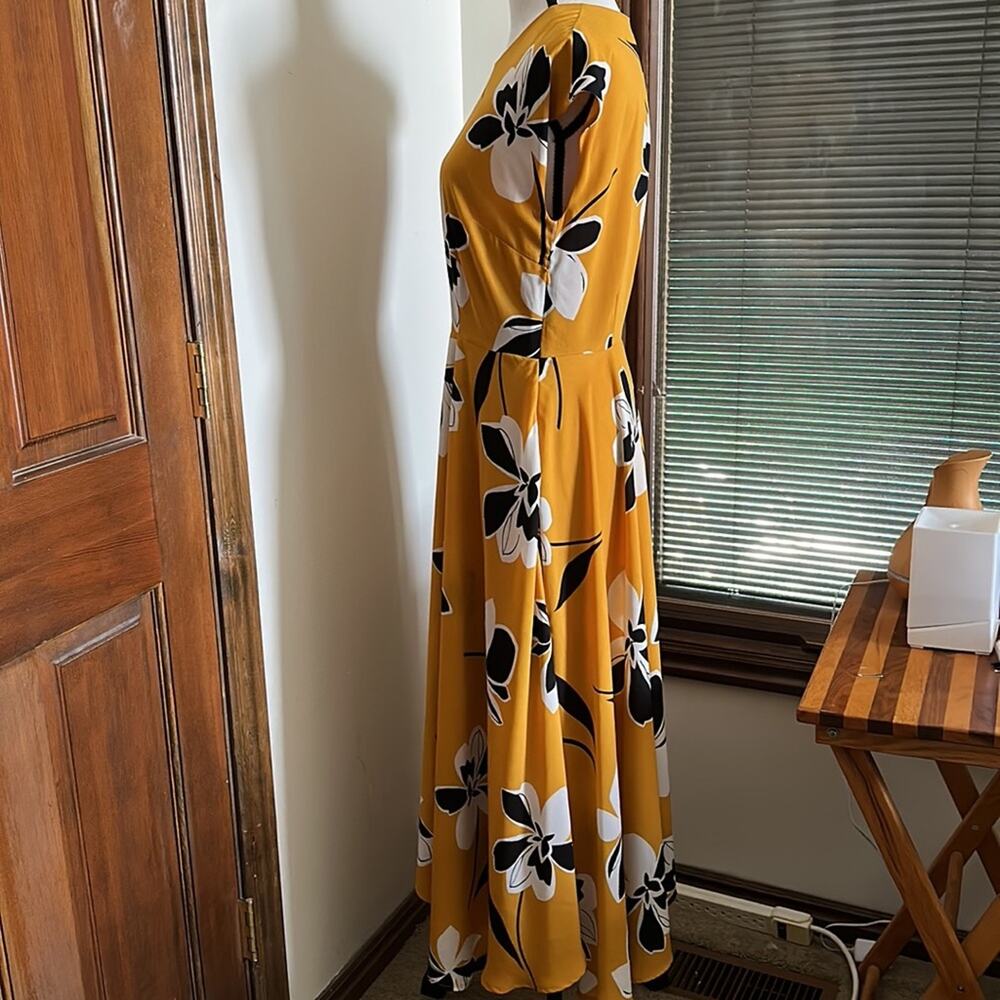 Who What Wear | Yellow Floral Midi Dress Size M - Picture 7 of 15